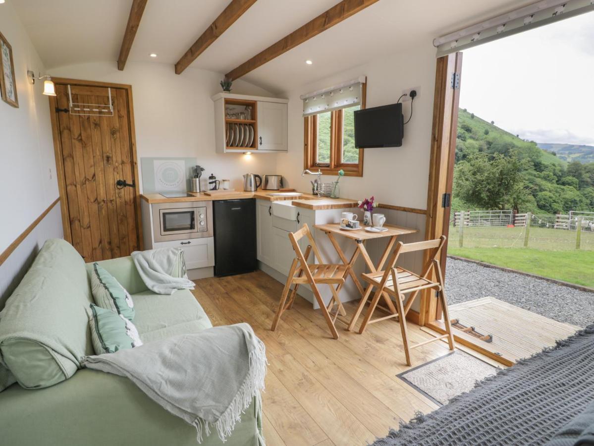 Tan Y Castell Shepherds Hut Llangollen Eksteriør bilde